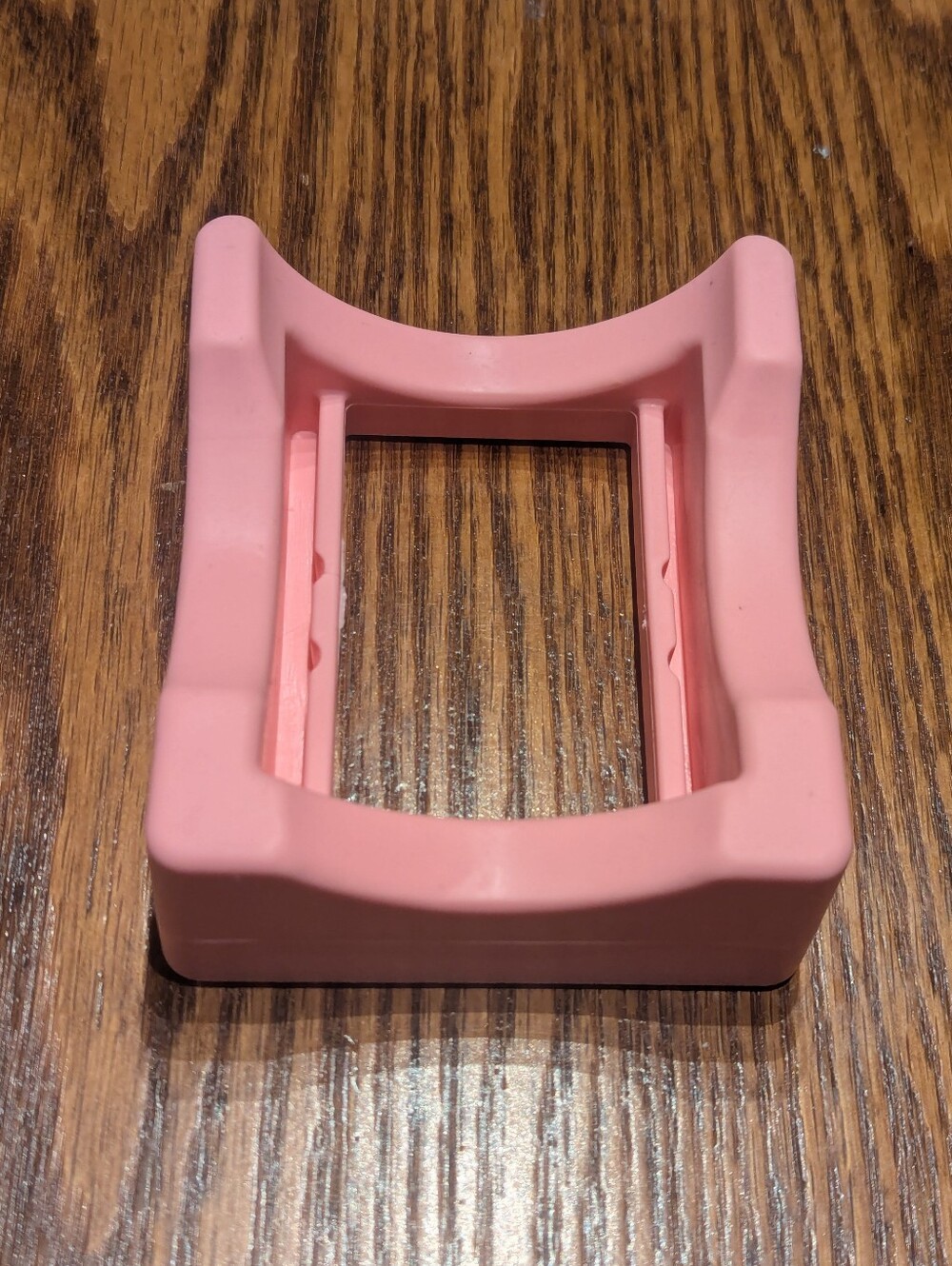 2 For $5 Item: Cup Decorating Cradle Tool